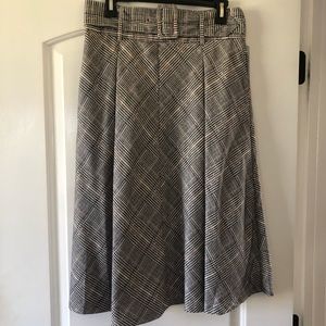 Houndstooth/Plaid Polyester Pleated Skirt with Belt